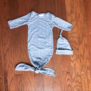 3/$15 Newborn knotted gown and hat set